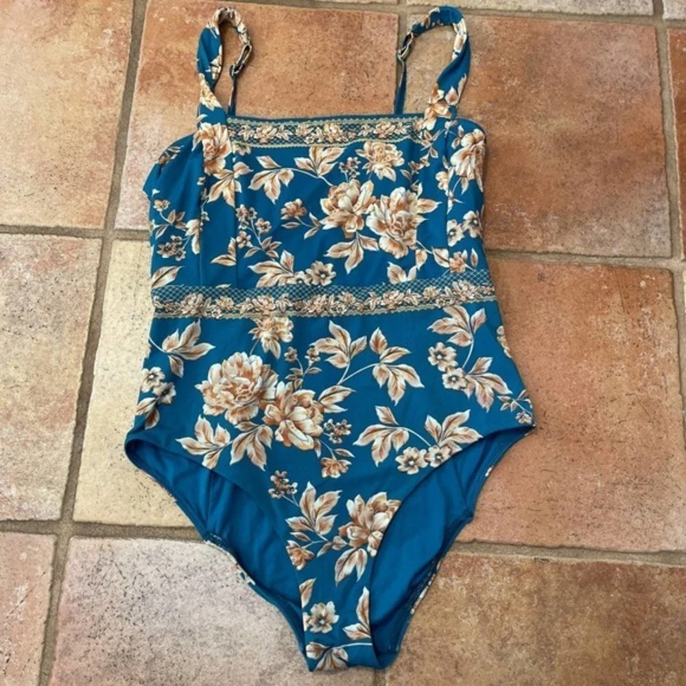 Buy Jets Australia By Jessika Allen Jets Australia By Jessika ... - Picture 2 of 5